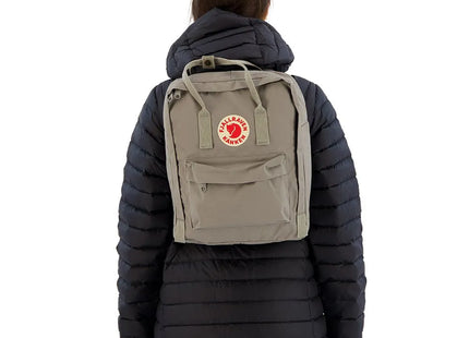 Mochila Fjällräven Kånken Gris Niebla Clásica Urbana Unisex
