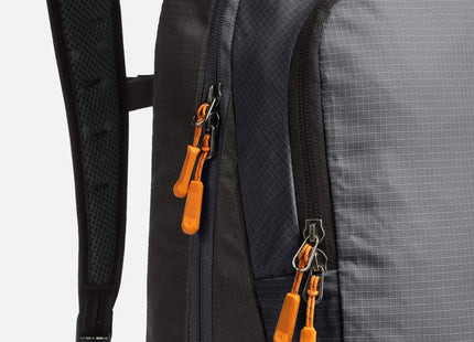 Mochila Fury 10L Negra Lippi – Hidratación y Trail Running