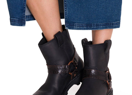 Bota Casual Cuero Mujer Grader Harness Negra Cat