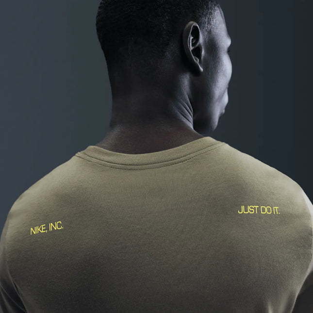 Polera Hombre Nike Sportswear Oliva