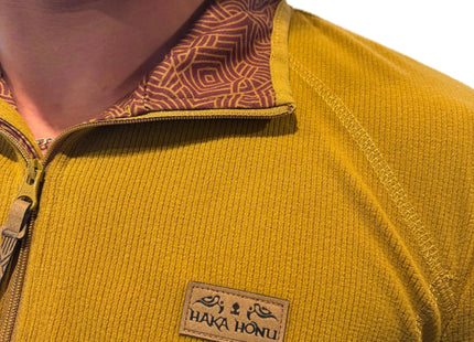 Poleron Haka Honu Taina Mostaza Oscuro