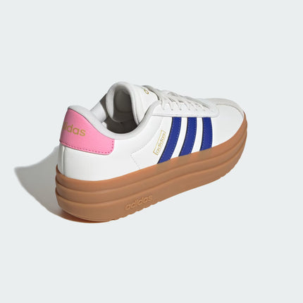 ZAPATILLA ADIDAS BLANCA CON PLATAFORMA LINEAS AZULES - ZAPATILLAS VL COURT BOLD JQ5643