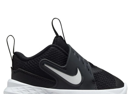 Zapatilla Nike Team Hustle D 12 Niño Negro Blanco Velcro
