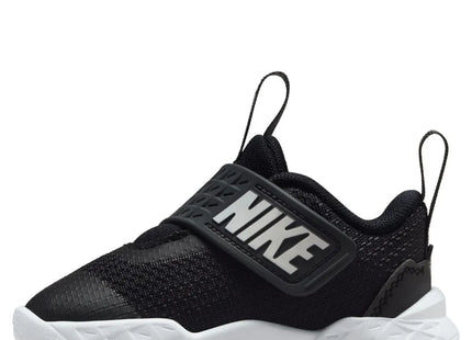 Zapatilla Nike Team Hustle D 12 Niño Negro Blanco Velcro