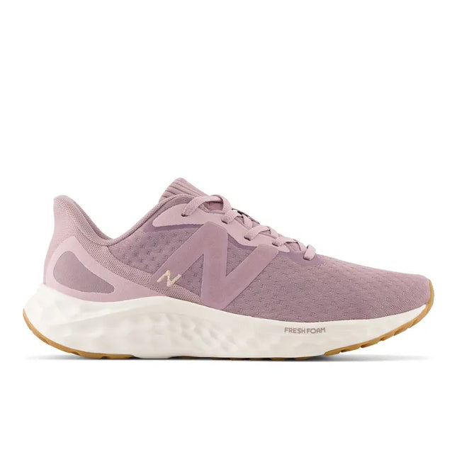 Zapatilla New Balance Arishi v4 Mujer Rosada