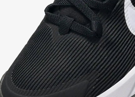 Zapatilla Nike Star Runner 4 Niño Negro Blanco Presillas