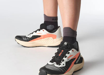 Zapatilla Salomon Genesis Mujer Coral Tender Peach Negro Trail